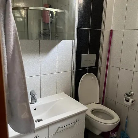 Merkezde 2 Yatak Odali Lejlighed
